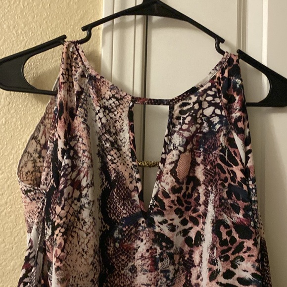 A Byer blouse - Picture 6 of 6